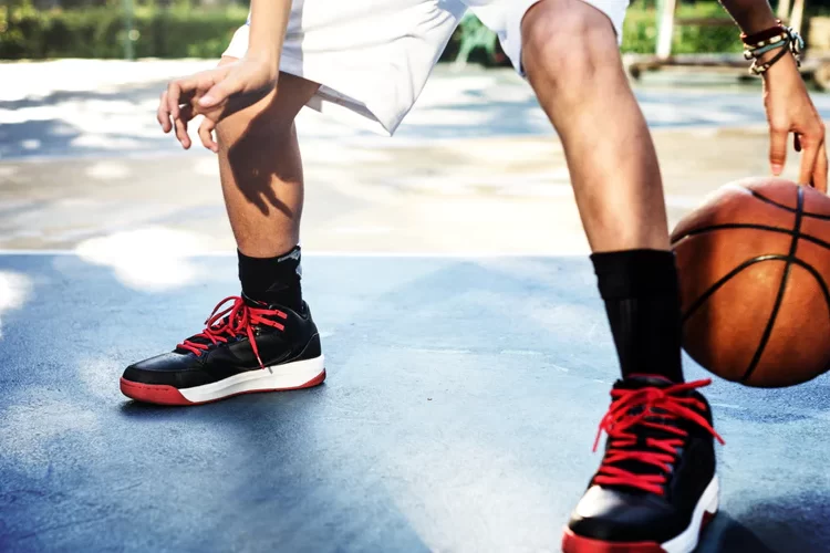 The Most Effective Ways That You Can Improve Basketball from Home