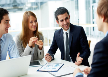 Best time to hold a meeting for better productivity on a fixed date