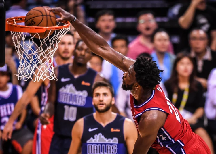 7 Iconic Slamdunks From the Past Decades