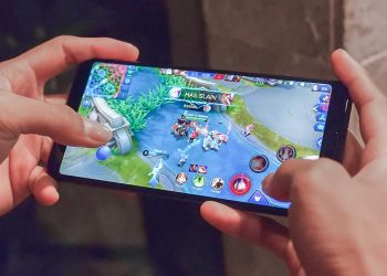 IPL 2024: A Fan’s Experience of Cricket, “From the Stands to the Screen”