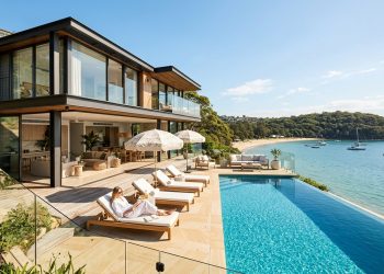 Balmoral Beach Houses: Enjoy a Luxury Coastal Holiday in Sydney